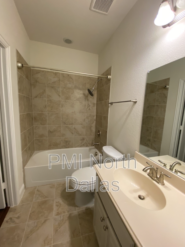 Beautiful house in Mckinney property image