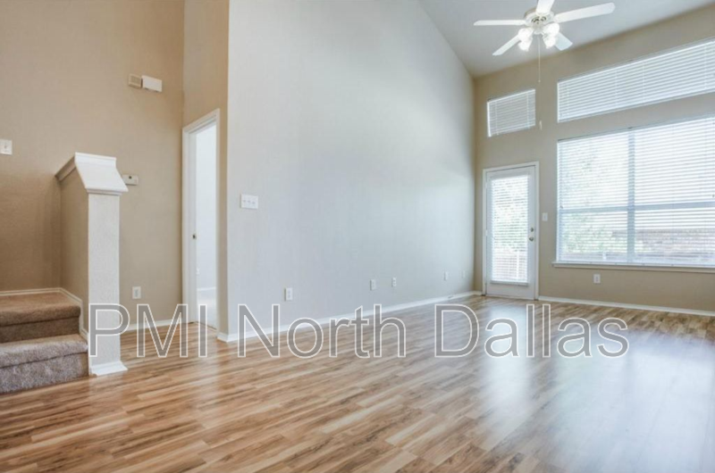 Light-Filled End-Unit Living in Prime West Plano property image