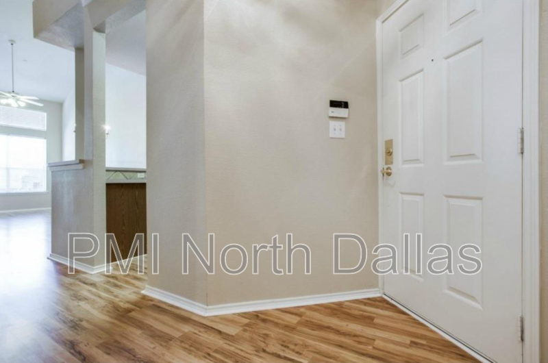 Light-Filled End-Unit Living in Prime West Plano property image