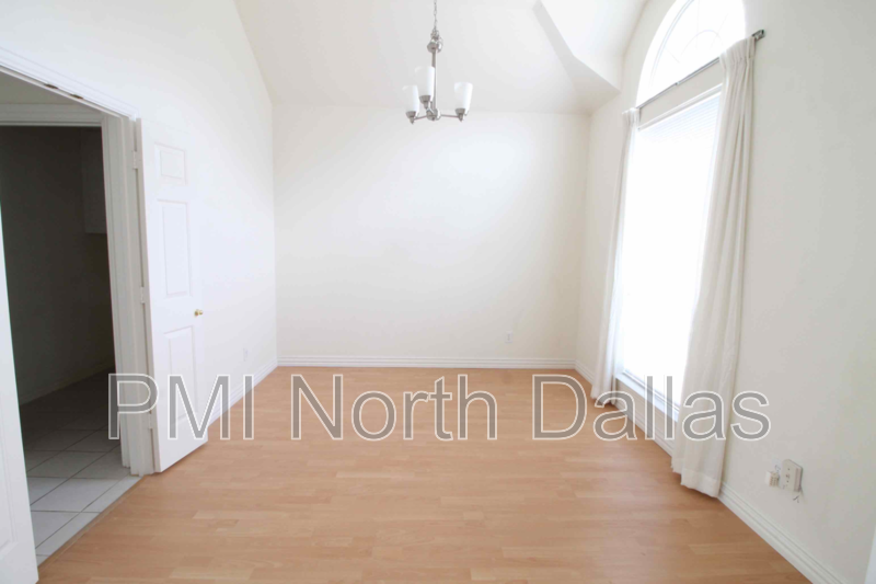 Rent this dream home, close to everything. property image