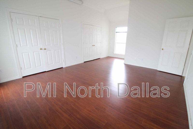 Rent this dream home, close to everything. property image