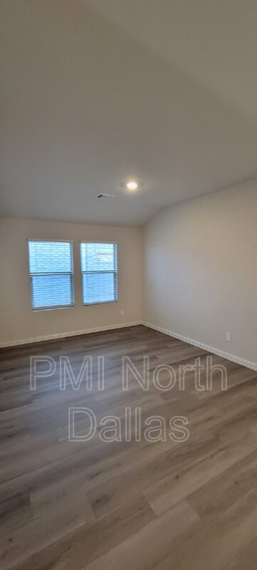 Brand new, energy-efficient home available. property image