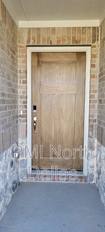 Brand new, energy-efficient home available NOW! property image