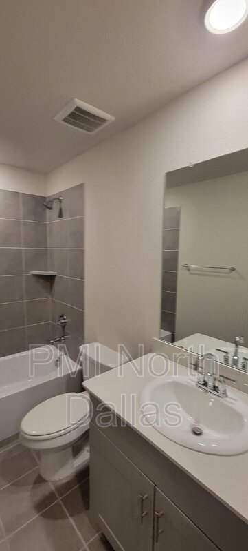Brand new, energy-efficient home available NOW! property image