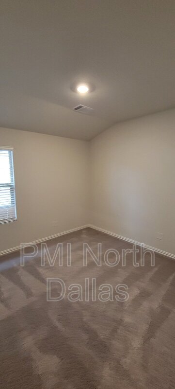 Brand new, energy-efficient home available NOW! property image