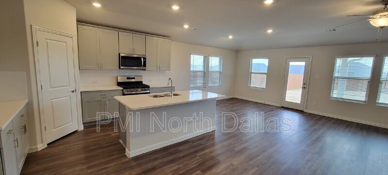 Brand new, energy-efficient home available NOW! property image
