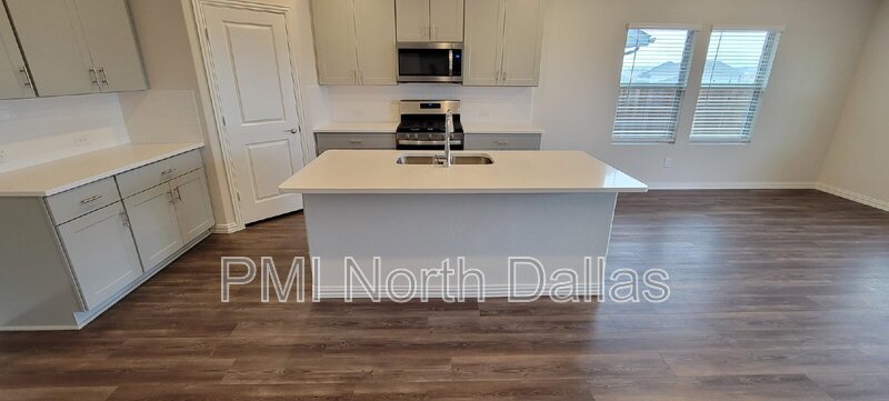 Brand new, energy-efficient home available NOW! property image