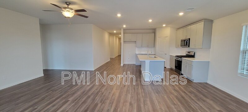 Brand new, energy-efficient home available NOW! property image