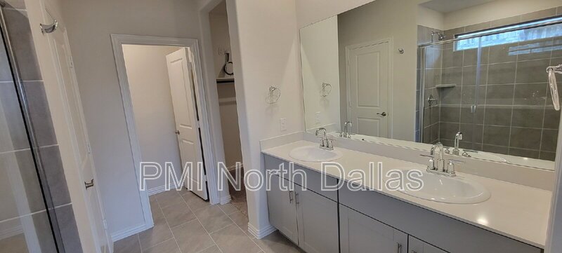 Brand new, energy-efficient home available NOW! property image