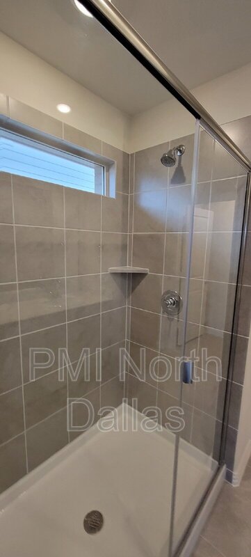 Brand new, energy-efficient home available NOW! property image